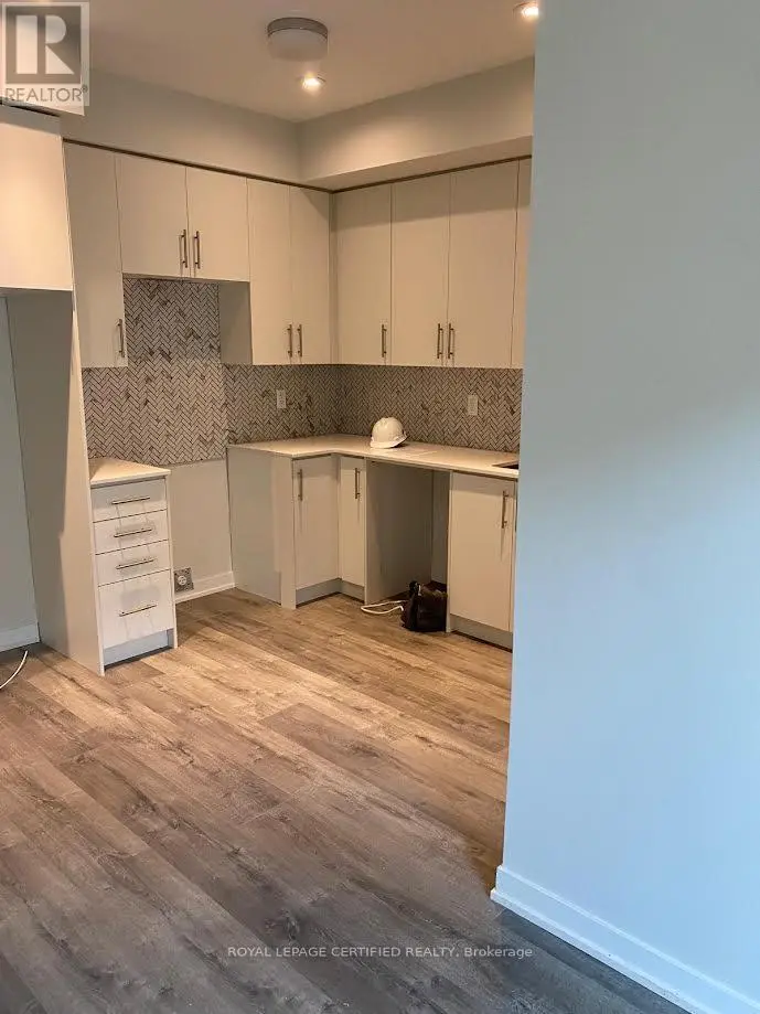 Townhouse at 25 - 3409 RIDGEWAY DRIVE, Mississauga