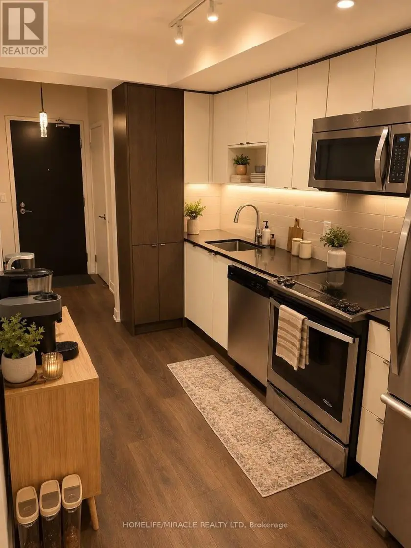 Apartment at 1605 - 9 VALHALLA INN ROAD, Toronto (Islington-City Centre West)