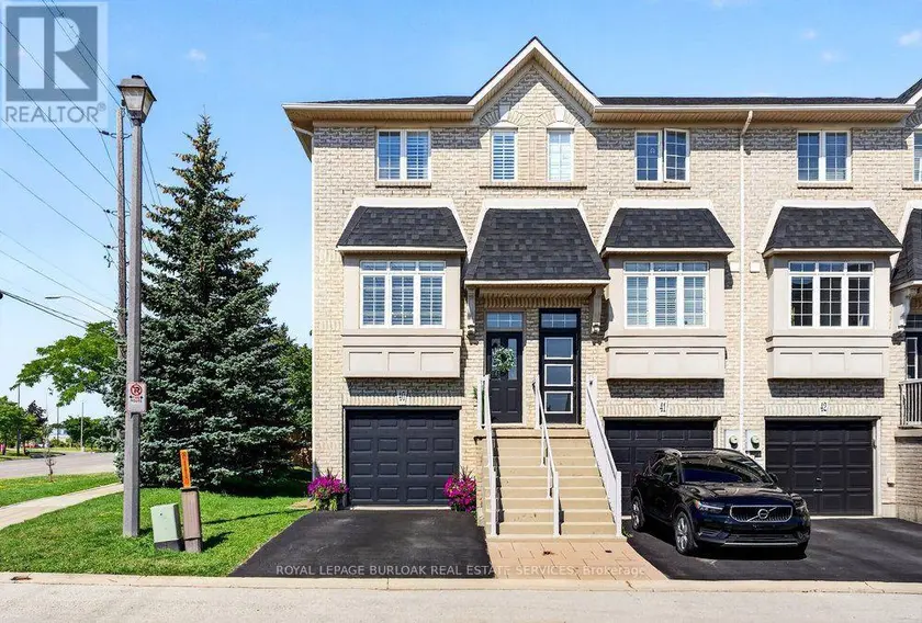 Townhouse at 40 - 5080 FAIRVIEW STREET, Burlington