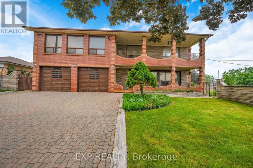 Detached at 52 STORER DRIVE, Toronto