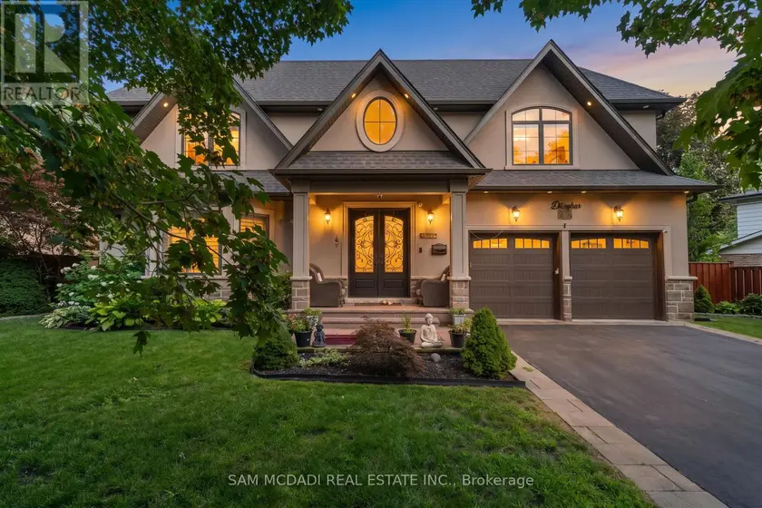 Detached at 834 EDISTEL CRESCENT, Mississauga