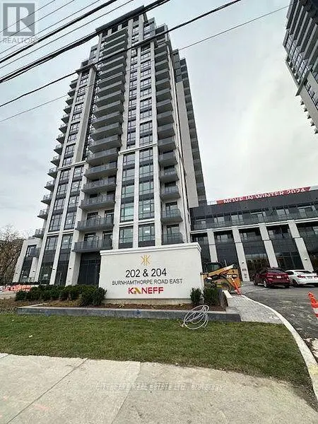 Apartment at 1310 - 204 BURNHAMTHORPE ROAD E, Mississauga