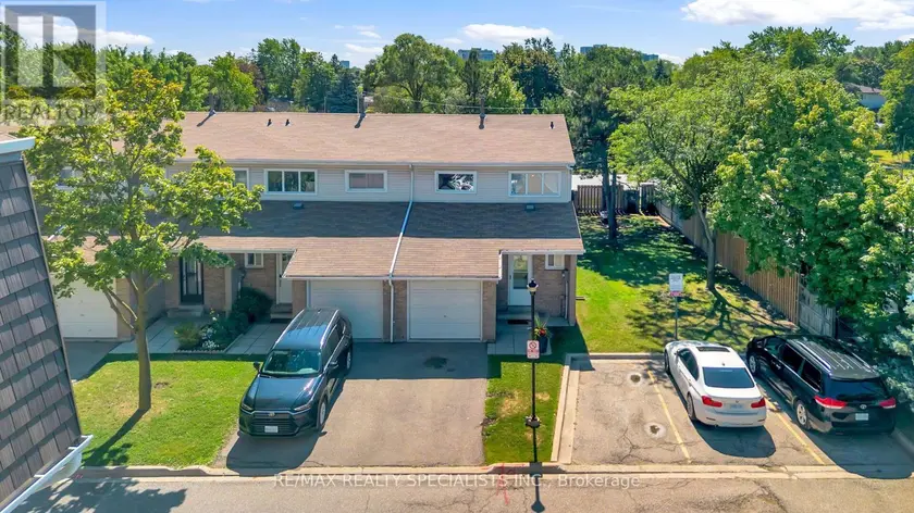 Townhouse at 155 ENDERBY CRESCENT, Brampton