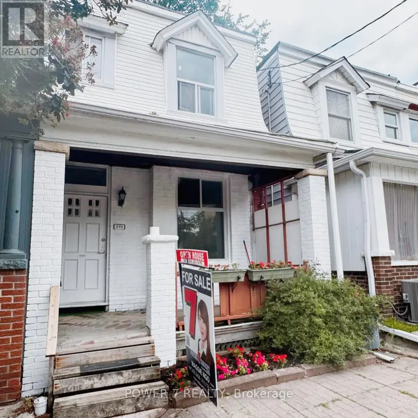 Semi-Detached/Link at 810 OSSINGTON AVENUE, Toronto