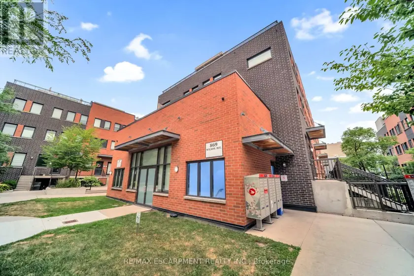 Townhouse at 29 - 869 WILSON AVENUE, Toronto