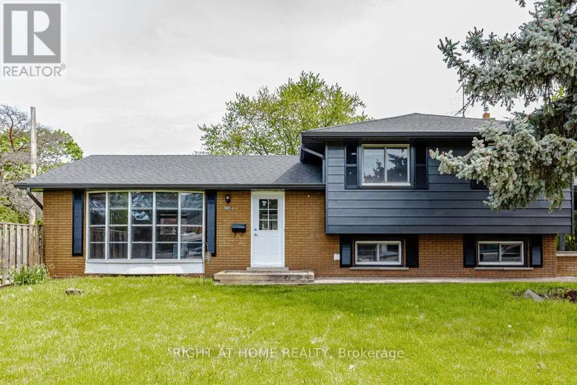 Detached at 5154 NEW STREET, Burlington