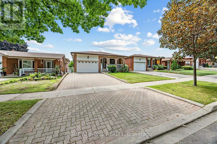 Detached at 3126 MCCARTHY COURT, Mississauga