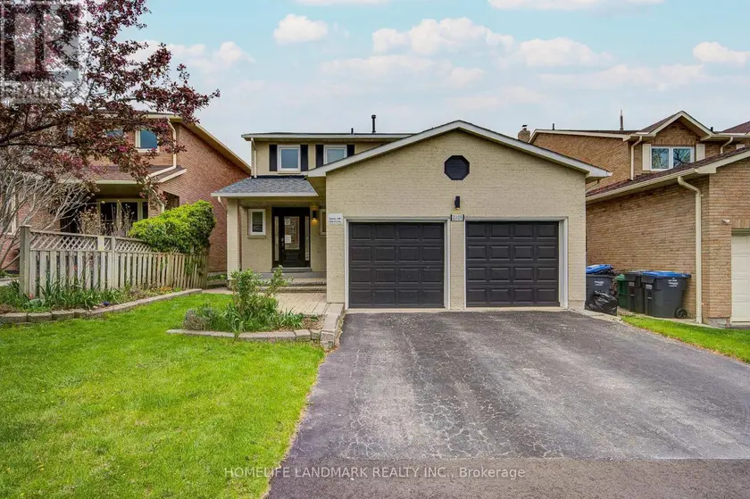 Detached at 2105 FOLKWAY DRIVE, Mississauga
