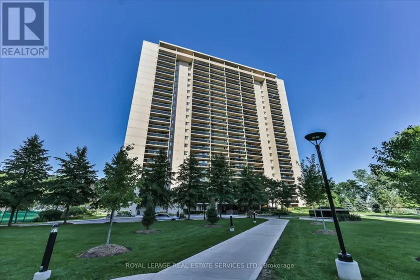 Apartment at 309 - 812 BURNHAMTHORPE ROAD, Toronto