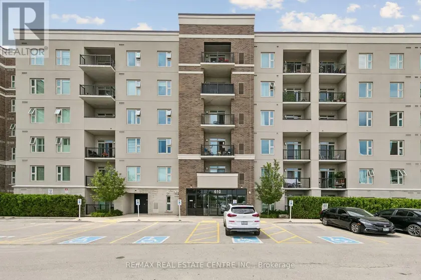 Apartment at 102 - 610 FARMSTEAD DRIVE, Milton