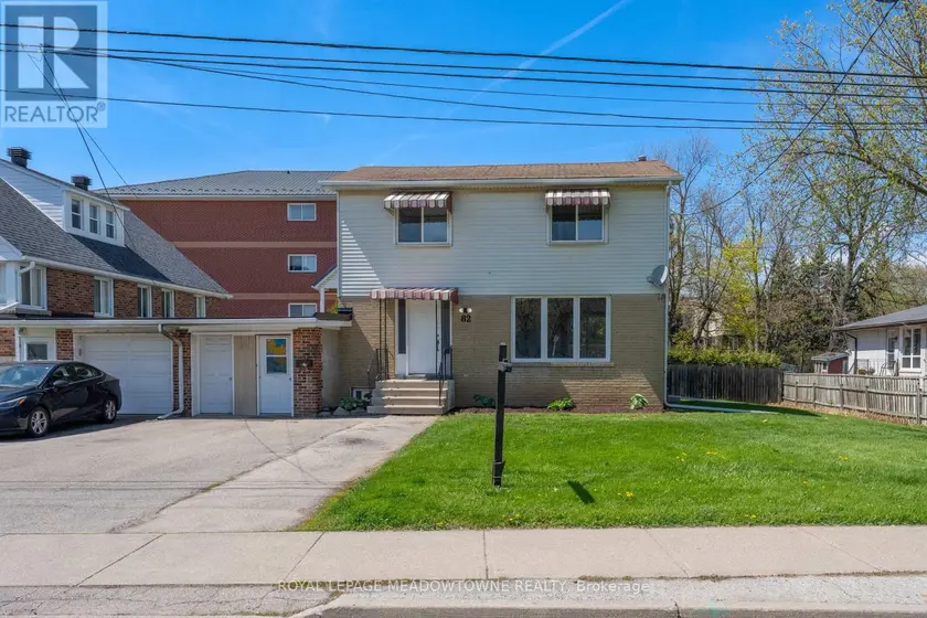 Semi-Detached/Link at 82 MAPLE AVENUE, Halton Hills