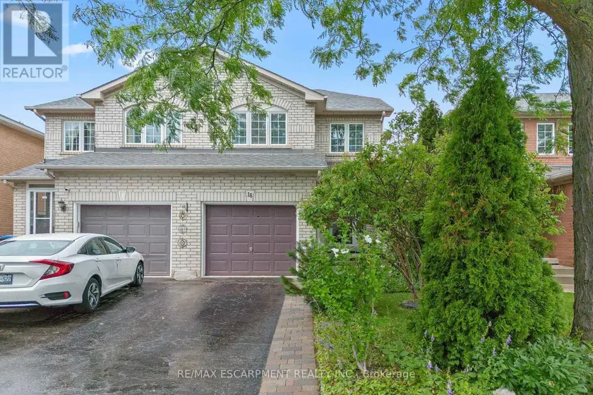 Semi-Detached/Link at 16 WHITEFACE CRESCENT, Brampton