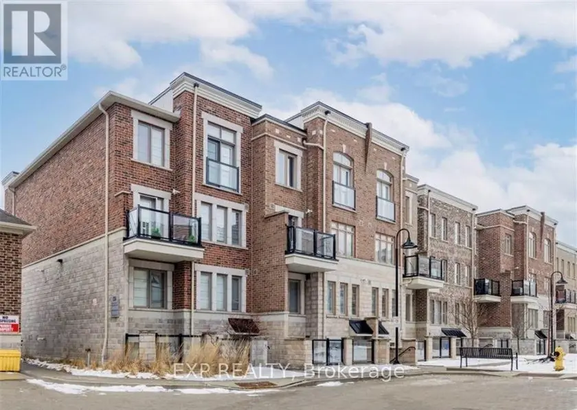 Townhouse at 203 - 2355 SHEPPARD AVENUE W, Toronto
