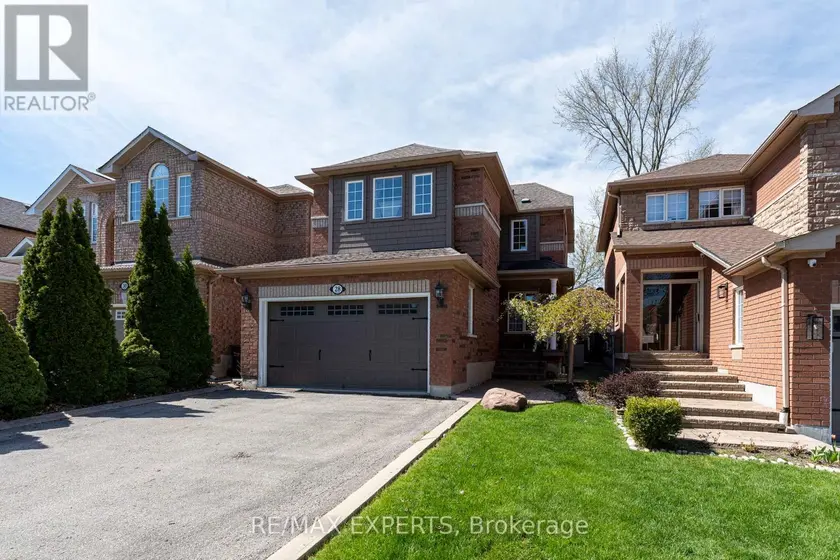 Detached at 28 CRESTRIDGE DRIVE, Caledon