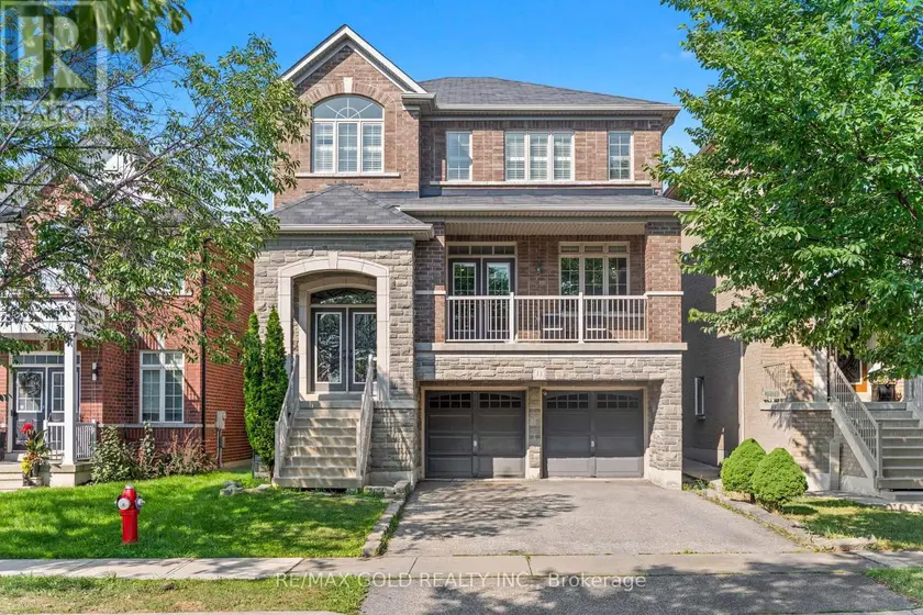 Detached at 11 CLEARFIELD DRIVE, Brampton