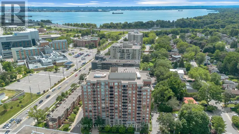 Apartment at 403 - 442 MAPLE AVE AVENUE, Burlington