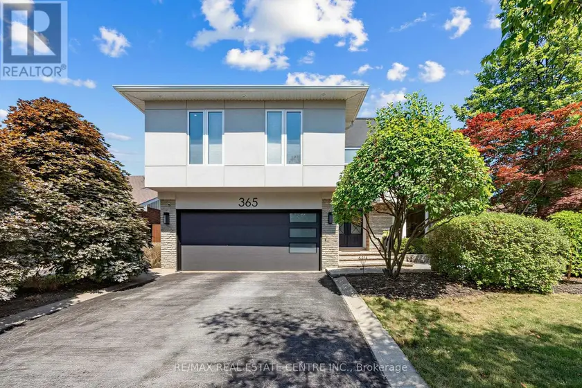 Detached at 365 LYNN PLACE, Oakville