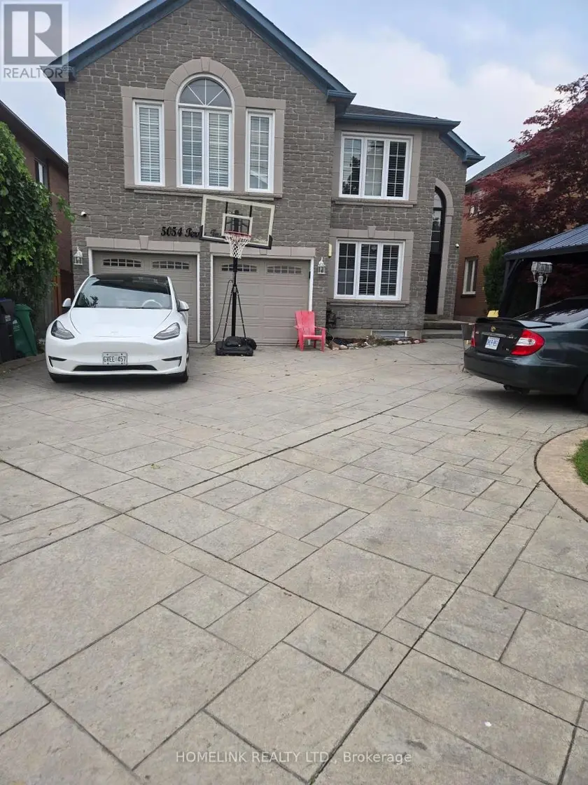 Detached at 5054 TERRY FOX WAY, Mississauga