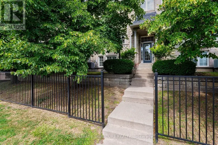 Townhouse at 469 BRISTOL ROAD W, Mississauga