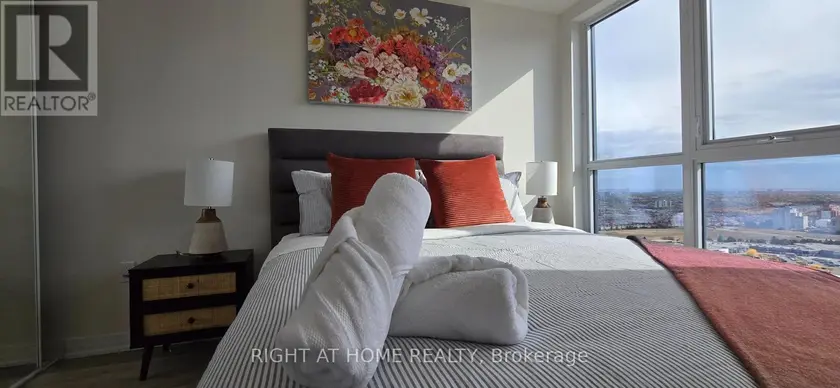 Apartment at 2302 - 15 WATERGARDEN DRIVE, Mississauga