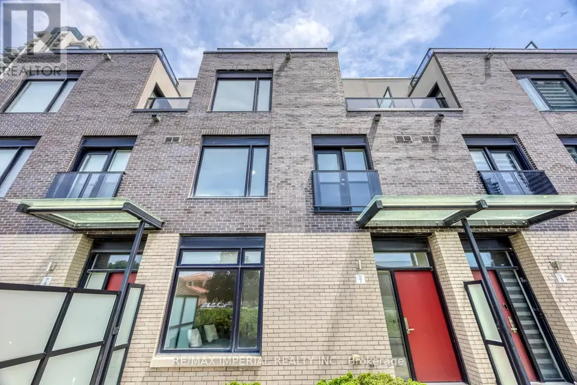 Townhouse at 7 - 4020 PARKSIDE VILLAGE DRIVE, Mississauga