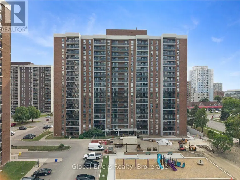 Apartment at 1103 - 17 KNIGHTSBRIDGE ROAD, Brampton