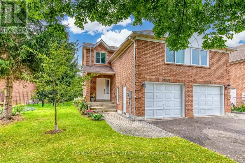 Townhouse at 2549 ADDINGHAM CRESCENT, Oakville