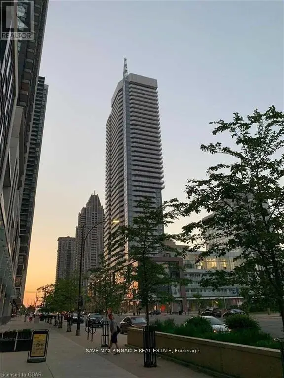 Apartment at 2206 - 4065 CONFEDERATION PARKWAY, Mississauga