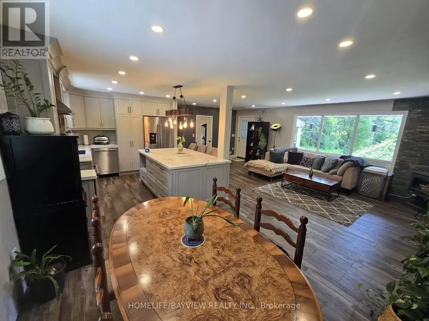 Detached at 18802 HEART LAKE ROAD, Caledon