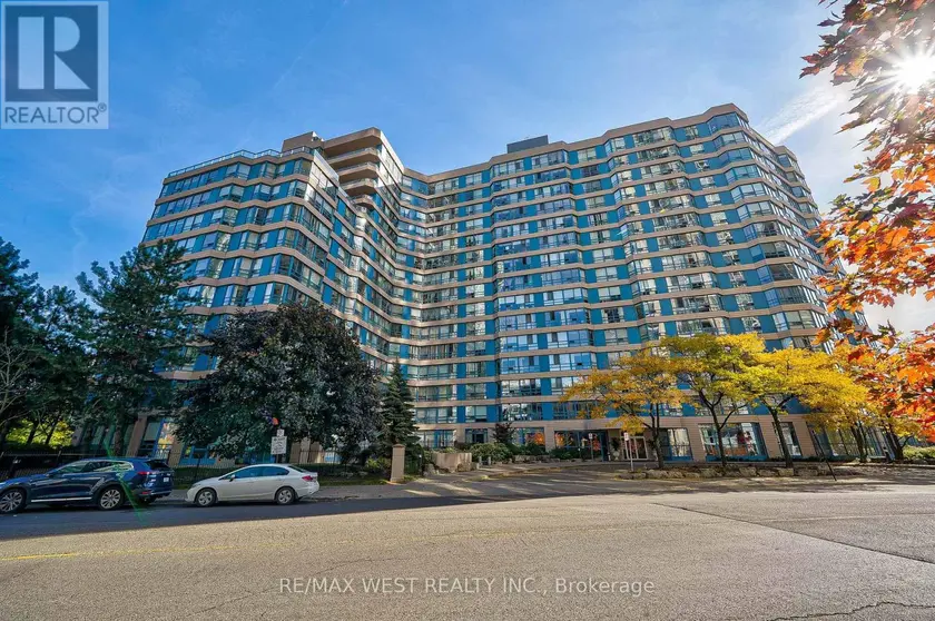 Apartment at 503 - 250 WEBB DRIVE, Mississauga