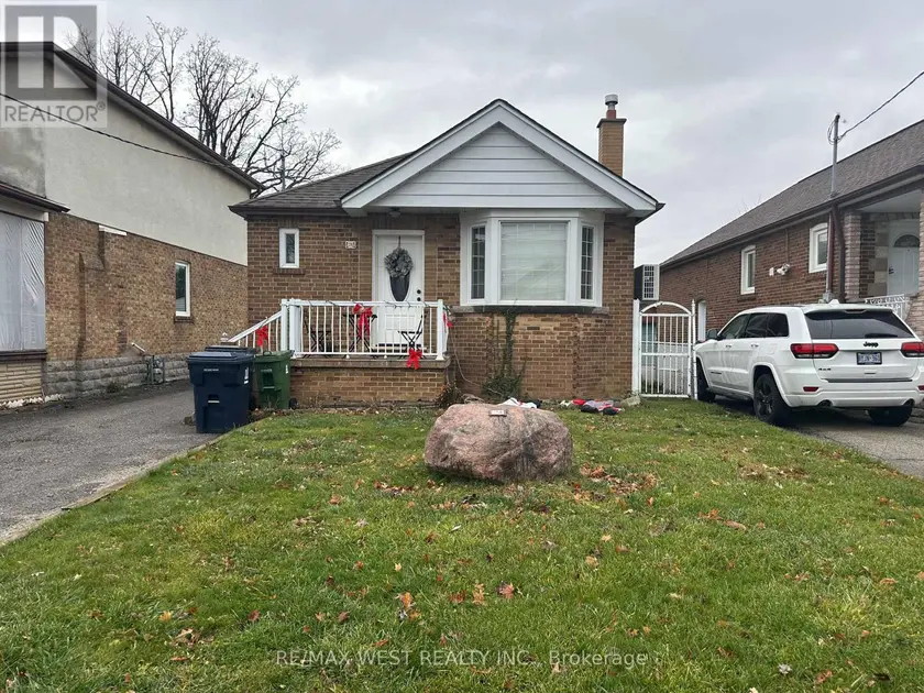 Detached at LOWER - 28 SNIDER AVENUE, Toronto