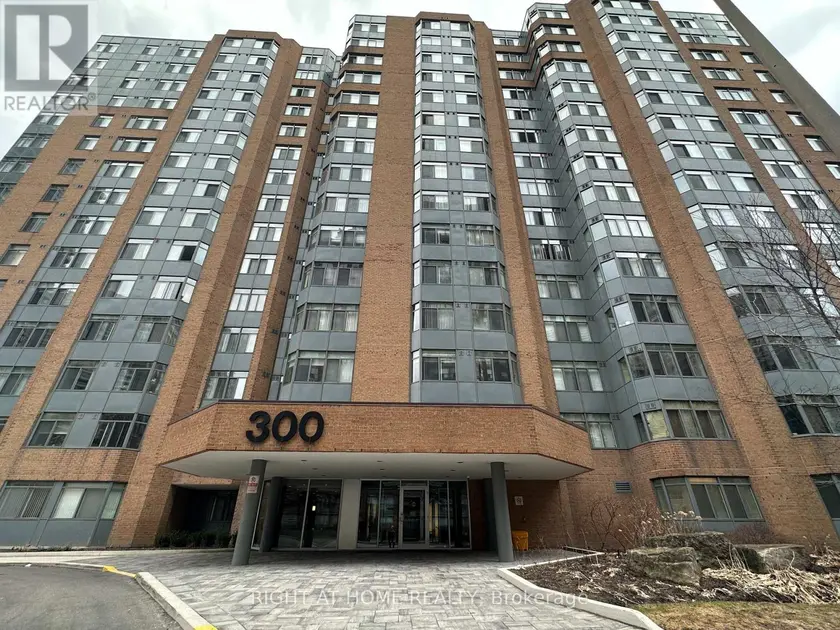 Apartment at 1406 - 300 WEBB DRIVE, Mississauga