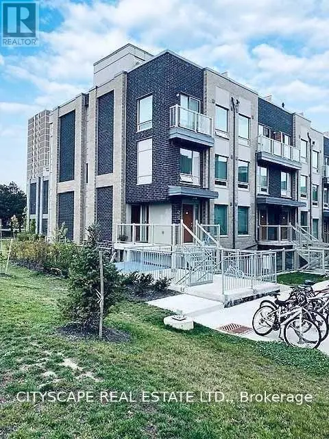 Townhouse at 213 - 7 APPLEWOOD LANE, Toronto