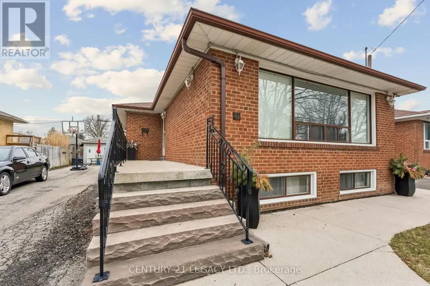 Detached at 34 CUMBERLAND DRIVE, Brampton