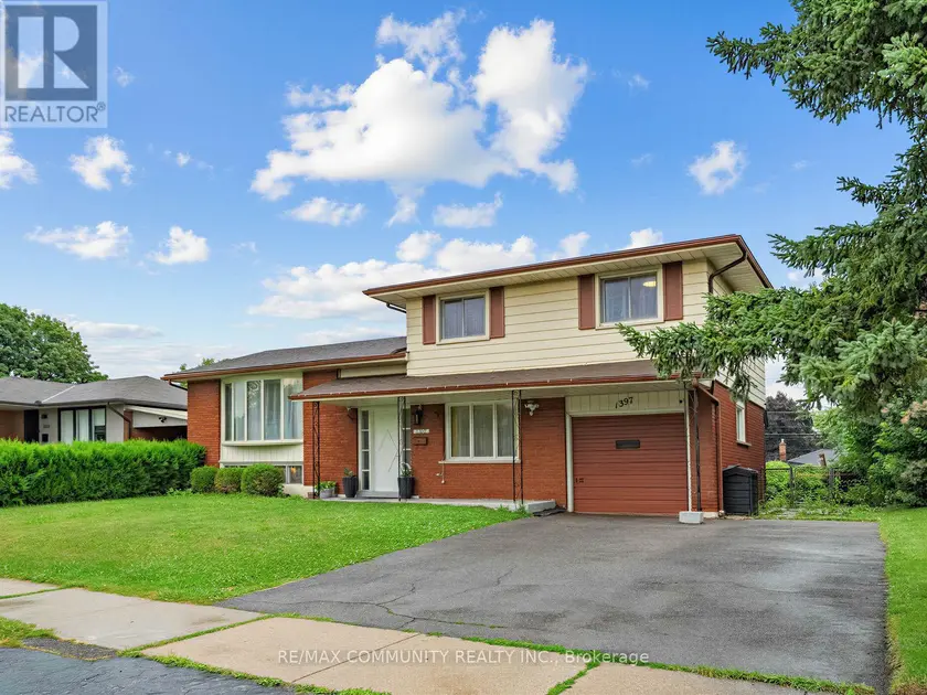 Detached at 1397 CHARLES DRIVE, Burlington