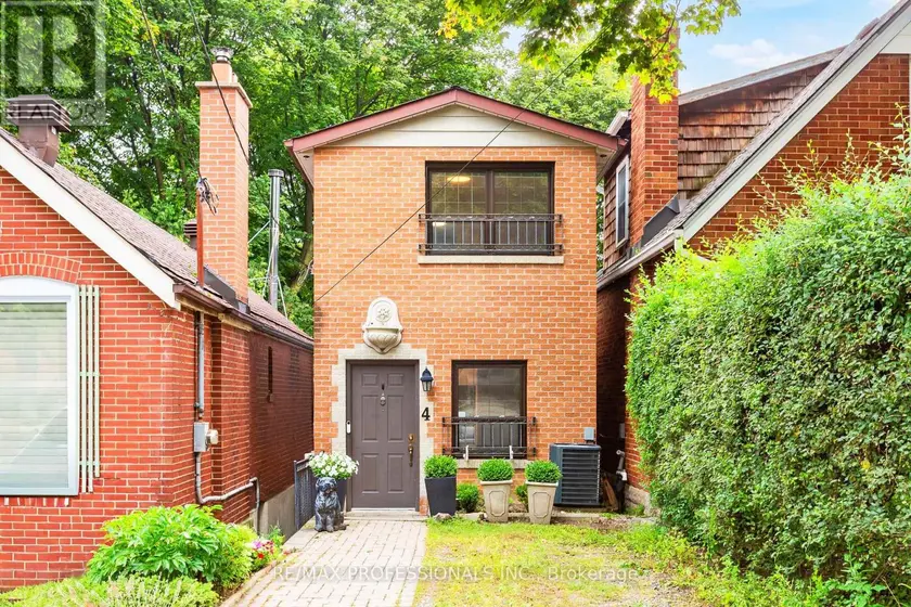 Detached at 4 RUNNYMEDE ROAD, Toronto