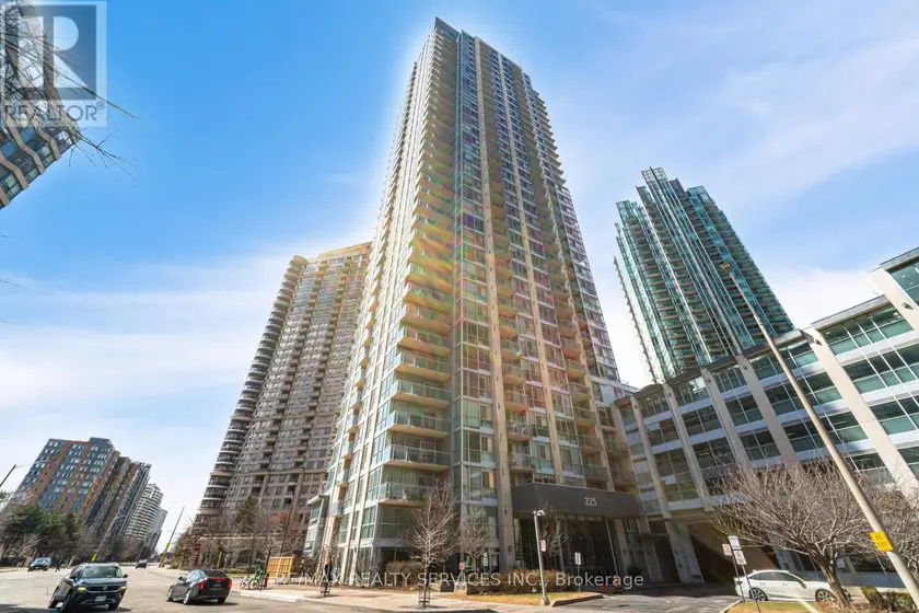 Apartment at 810 - 225 WEBB DRIVE, Mississauga