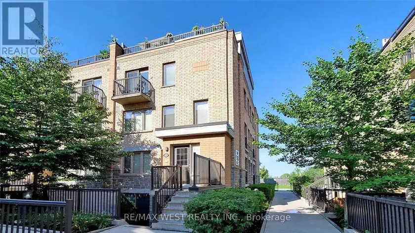 Townhouse at 240 - 10 FOUNDRY AVENUE, Toronto