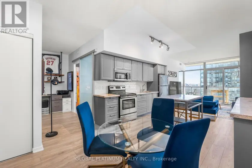 Apartment at 2014 - 105 THE QUEENSWAY WAY, Toronto
