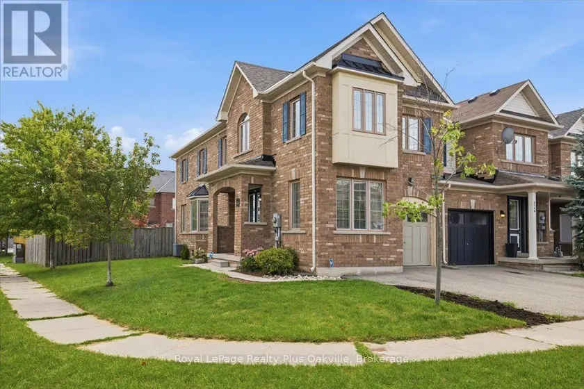 Townhouse at 2146 FIDDLERS WAY, Oakville