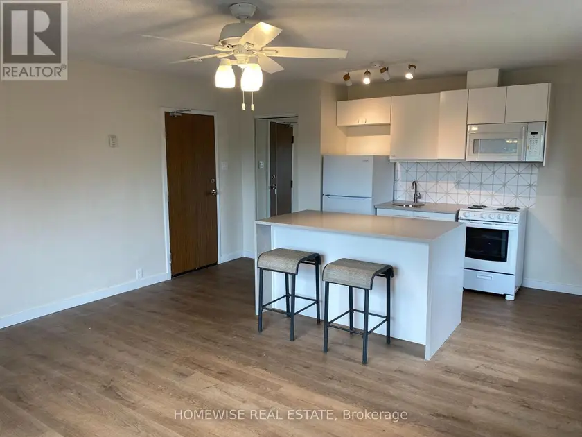 Multiplex at 302 - 5 HIGH PARK BOULEVARD, Toronto