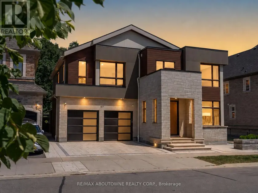 Detached at 197 POLLY DRIVE, Oakville