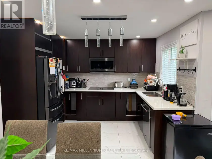 Detached at 90 WHITEHAVEN DRIVE, Brampton