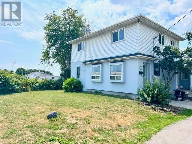 Semi-Detached/Link at 11850 AIRPORT ROAD, Brampton