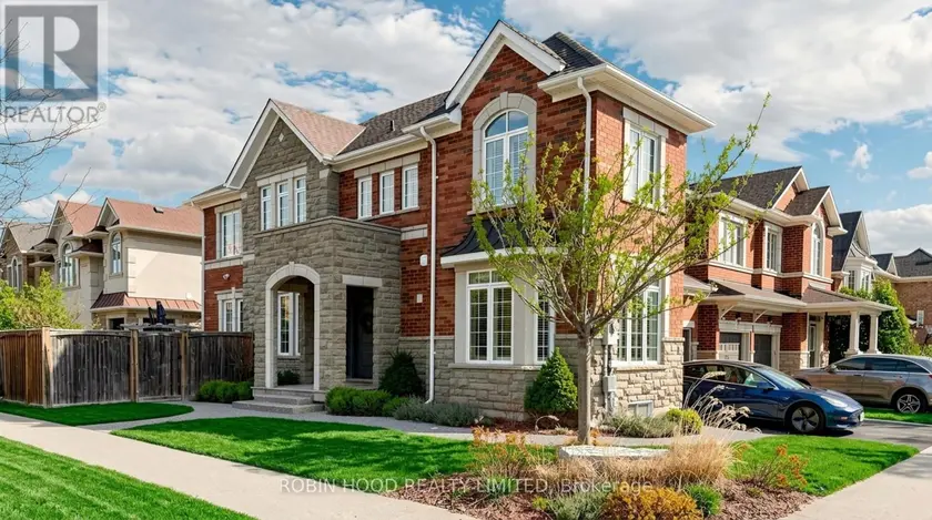 Detached at 3307 GRANITE GATE, Burlington