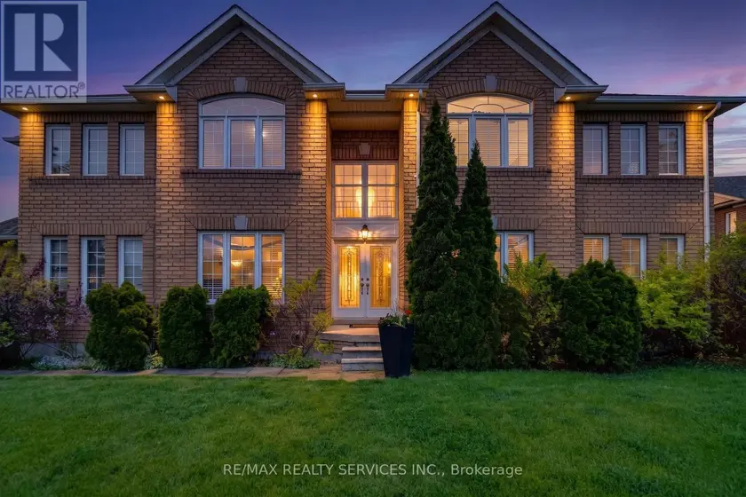 Detached at 7419 BLACK WALNUT TRAIL, Mississauga