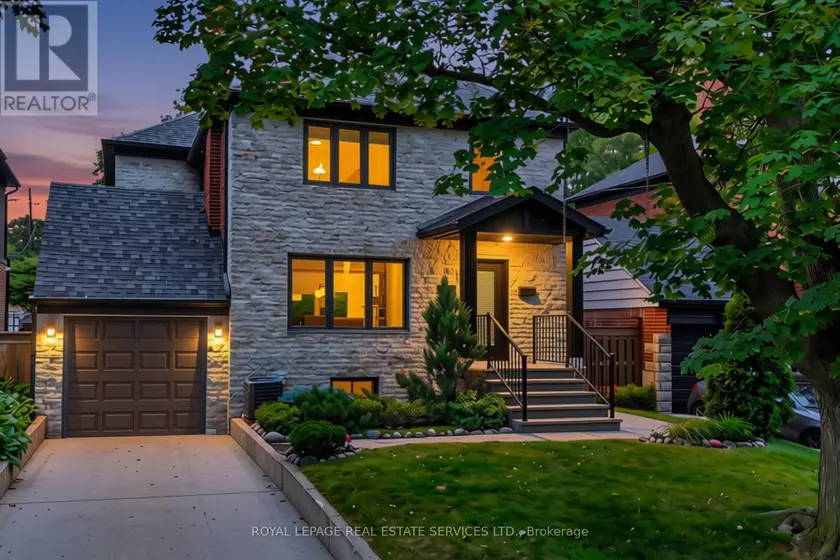 Detached at 52 GLENADEN AVENUE E, Toronto