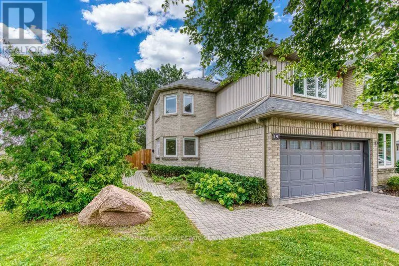 Townhouse at 19 - 3420 SOUTH MILLWAY DRIVE, Mississauga