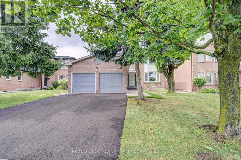 Detached at 426 PARKLANE ROAD, Oakville
