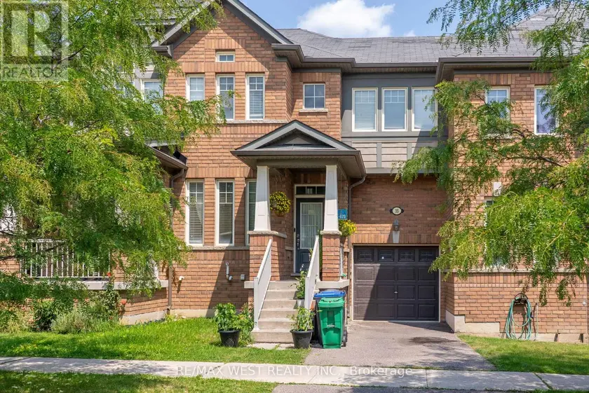 Townhouse at 35 SKY HARBOUR DRIVE, Brampton